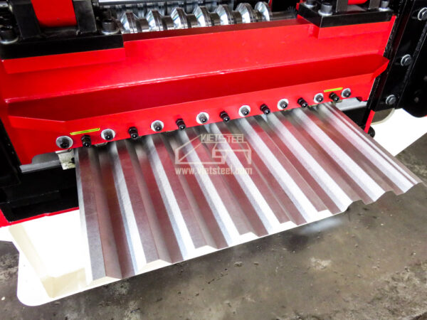 Roofing Roll Forming Machine (RF-EL Model) vietsteel