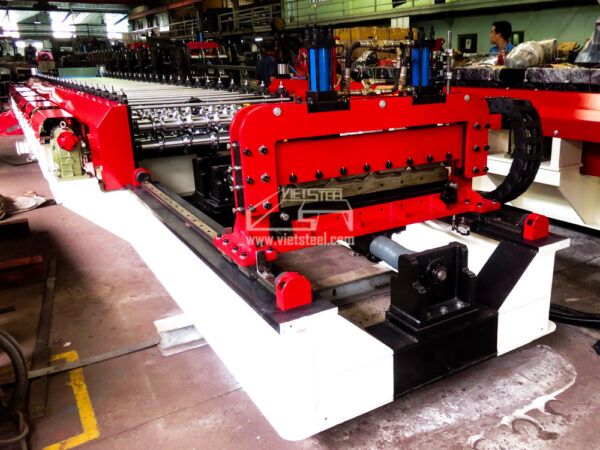 Vietsteel Roofing Roll Forming Machine