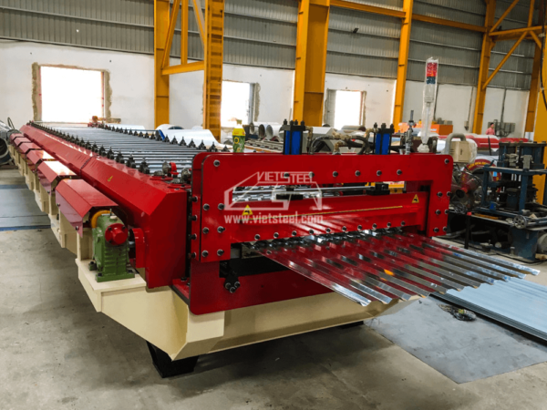 Vietsteel - RoofingRF- EH Roll Forming Machine