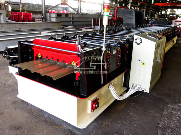 Vietsteel Roofing Roll Forming Machine (RF-SE Model)