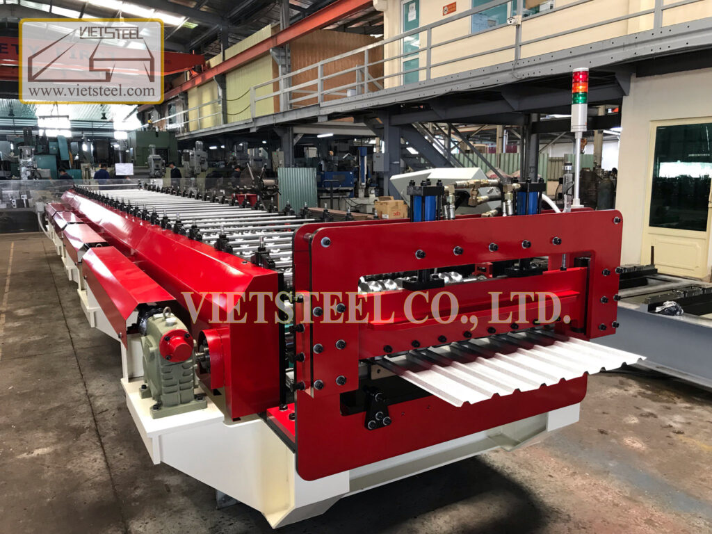 Roofong Roll Forming Machine