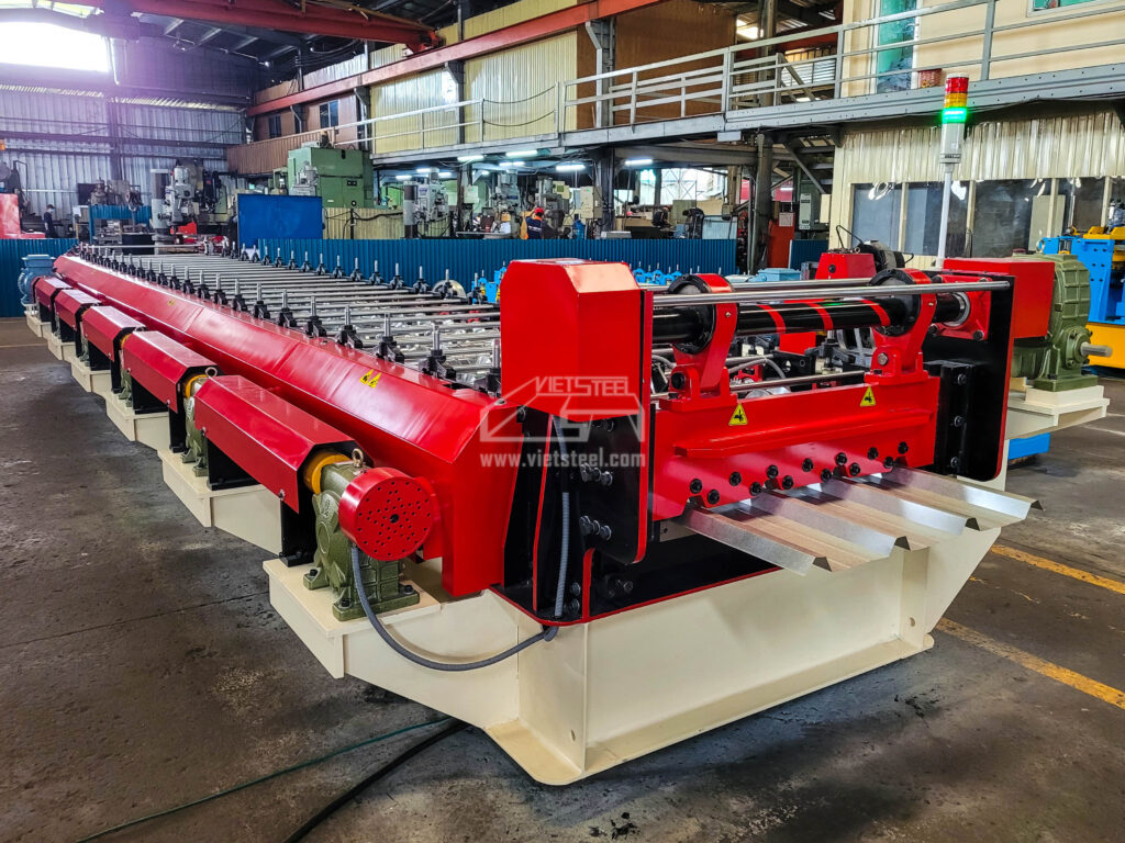 Roll Forming Machine