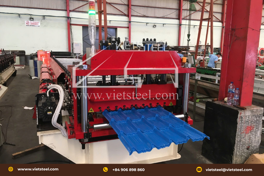  Roofing roll forming machine