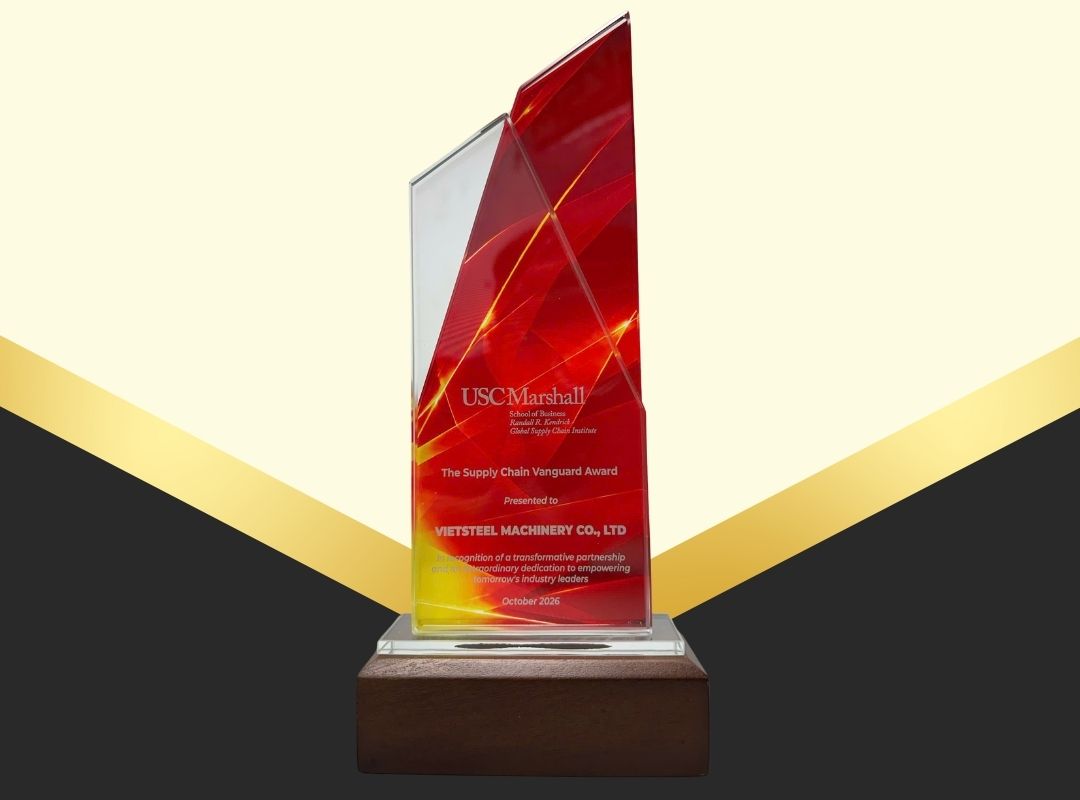 The Supply Chain Vanguard Award by USC